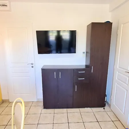 Apartament Avec Balcon A - 20 M² - Vue Sur Jardin