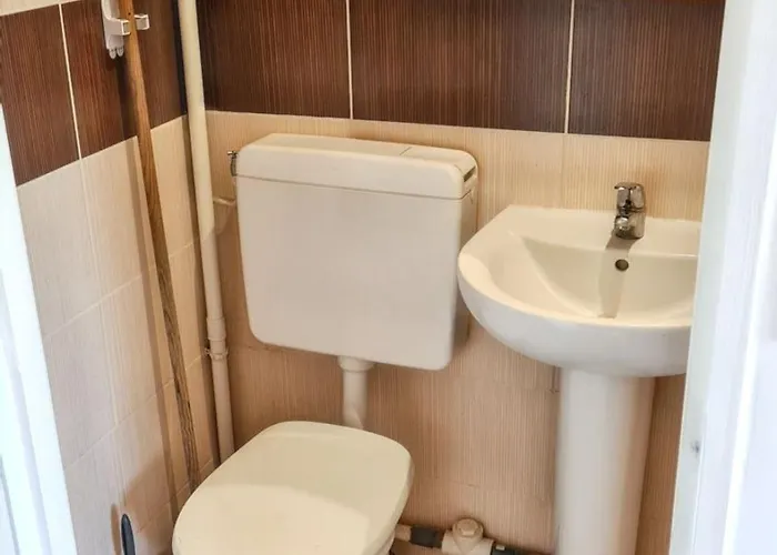 Avec Balcon A - 20 M² - Vue Sur Jardin Hyères